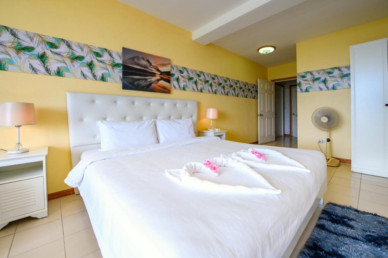 Happy Vikings - Beachfront Jomtien Beach Exterior photo